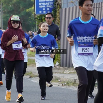 Runner Photo 3478615