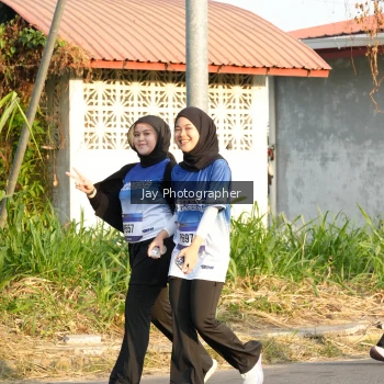 Runner Photo 3478618
