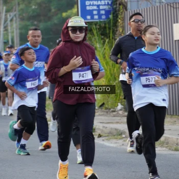 Runner Photo 3478634