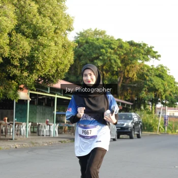 Runner Photo 3478690