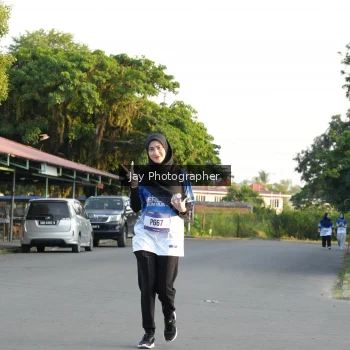 Runner Photo 3478691