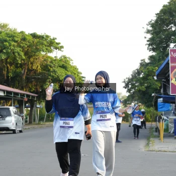 Runner Photo 3478699