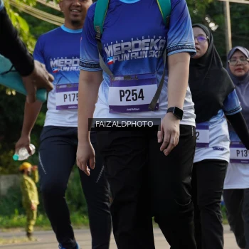 Runner Photo 3478741