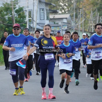 Runner Photo 3478742