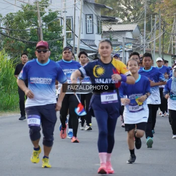 Runner Photo 3478750