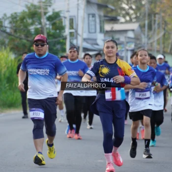 Runner Photo 3478752
