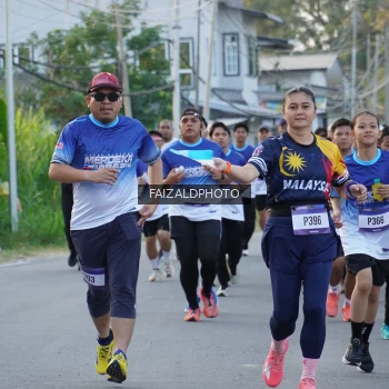 Runner Photo 3478756