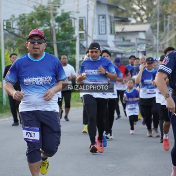 Runner Photo 3478772