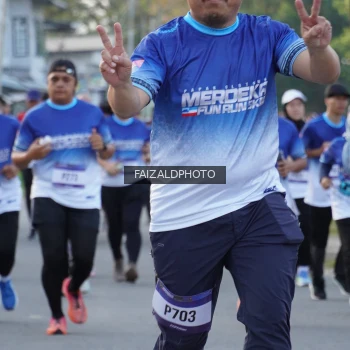Runner Photo 3478776
