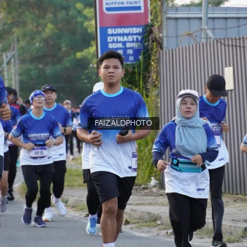 Runner Photo 3478795