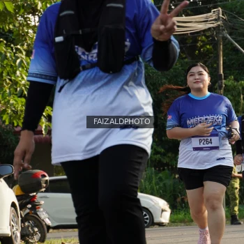 Runner Photo 3478804