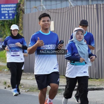 Runner Photo 3478807