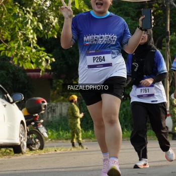 Runner Photo 3478819