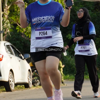 Runner Photo 3478826