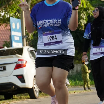 Runner Photo 3478833
