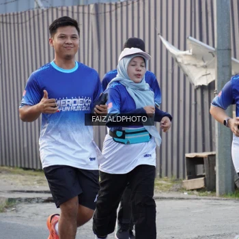 Runner Photo 3478834