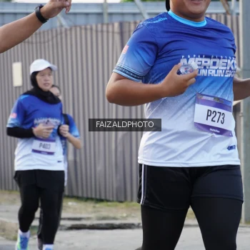 Runner Photo 3478837