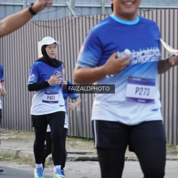 Runner Photo 3478838