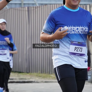 Runner Photo 3478841