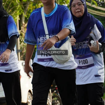 Runner Photo 3478861