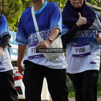 Runner Photo 3478865