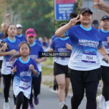Runner Photo 3478866