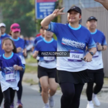 Runner Photo 3478870