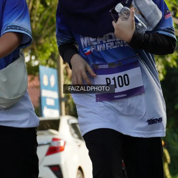 Runner Photo 3478874