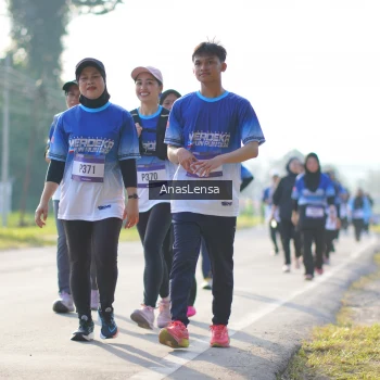 Runner Photo 3478878