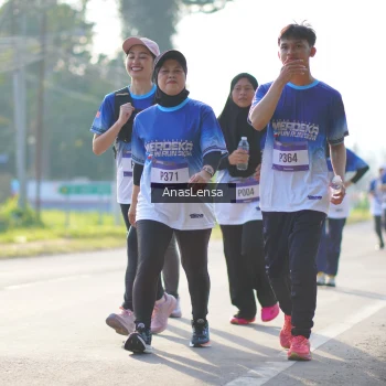 Runner Photo 3478883