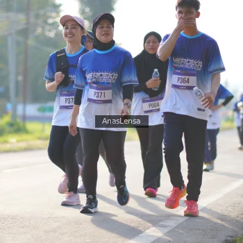 Runner Photo 3478884