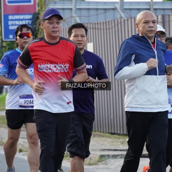 Runner Photo 3478918