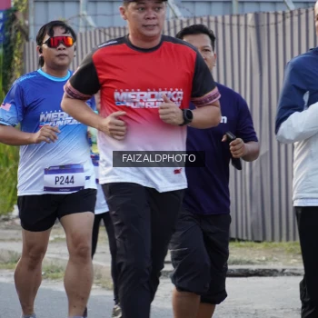 Runner Photo 3478928