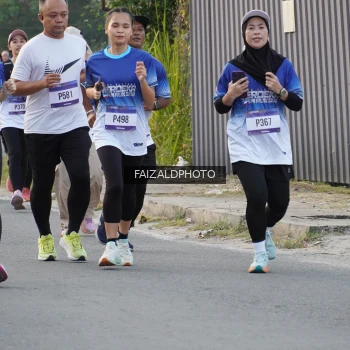 Runner Photo 3478929