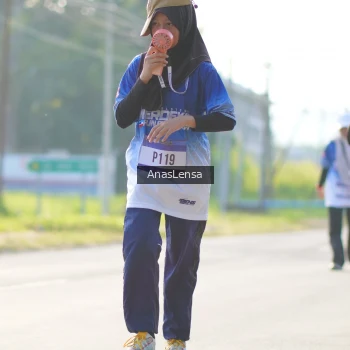 Runner Photo 3478945