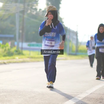 Runner Photo 3478951