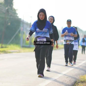 Runner Photo 3478957