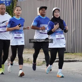 Runner Photo 3478976