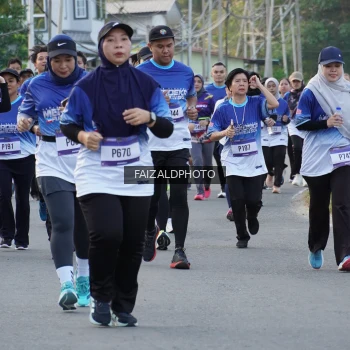 Runner Photo 3478987