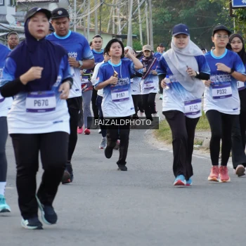 Runner Photo 3479010