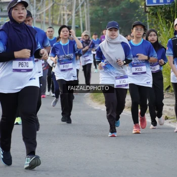 Runner Photo 3479013