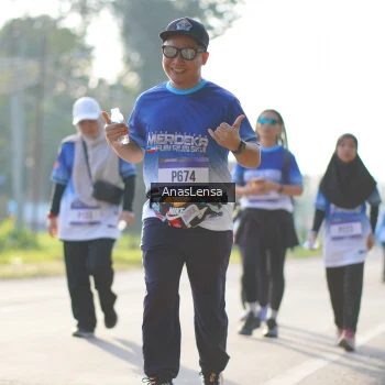 Runner Photo 3479015