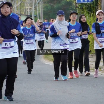 Runner Photo 3479025