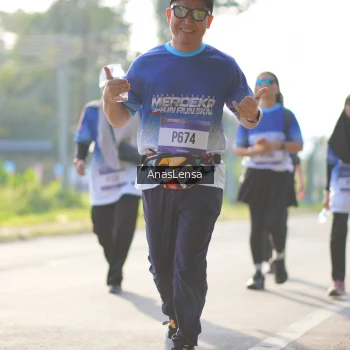 Runner Photo 3479028