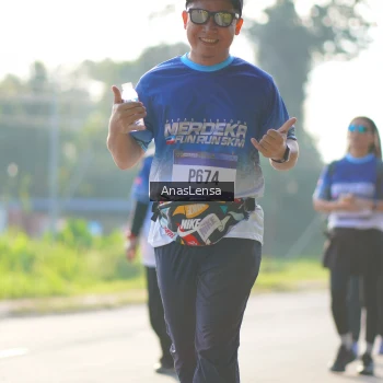 Runner Photo 3479031