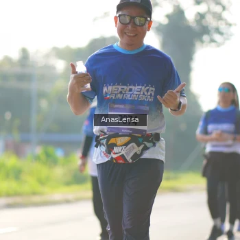 Runner Photo 3479033