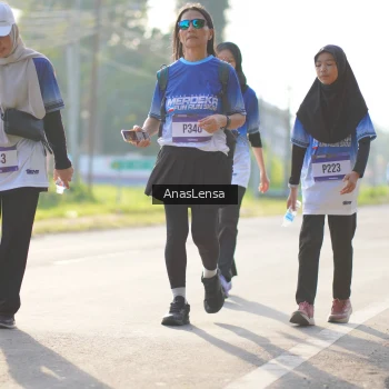 Runner Photo 3479043