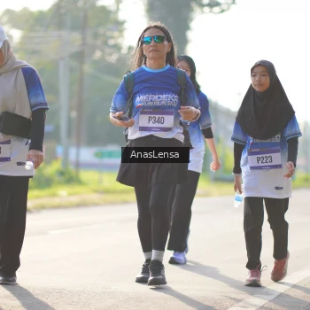 Runner Photo 3479056