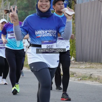Runner Photo 3479076