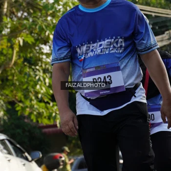 Runner Photo 3479093